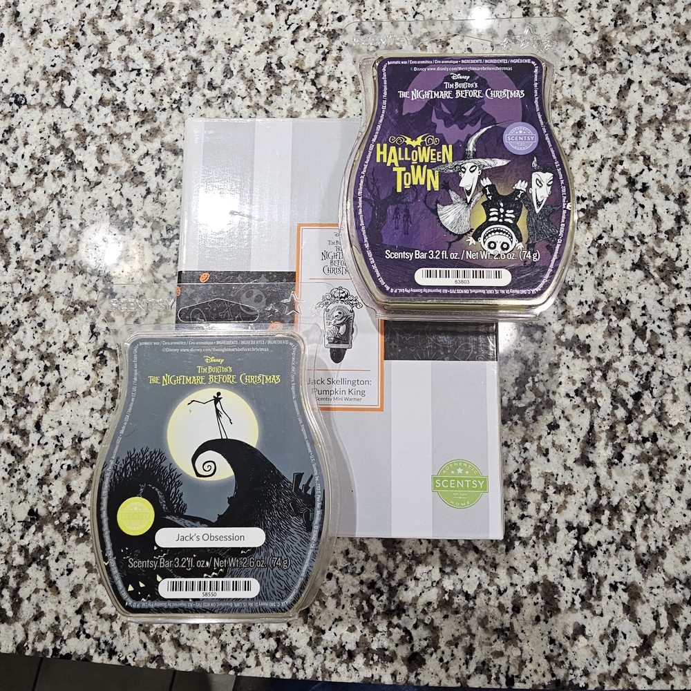 Scentsy Wax Melts and Warmer Set